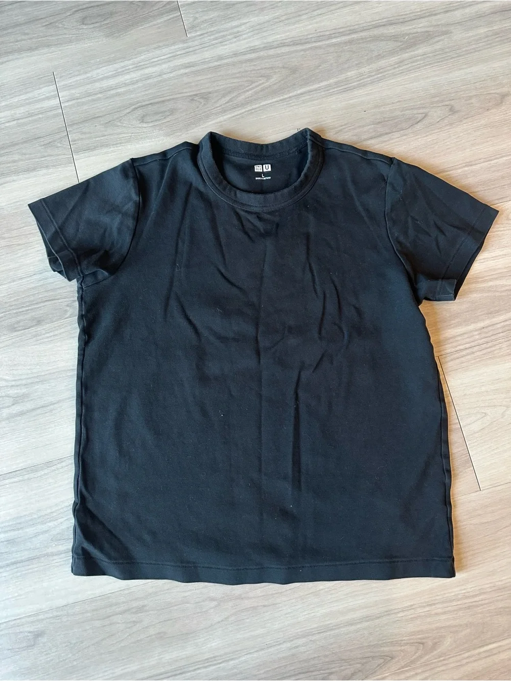 UNIQLO black tshirt women’s large 100% cotton